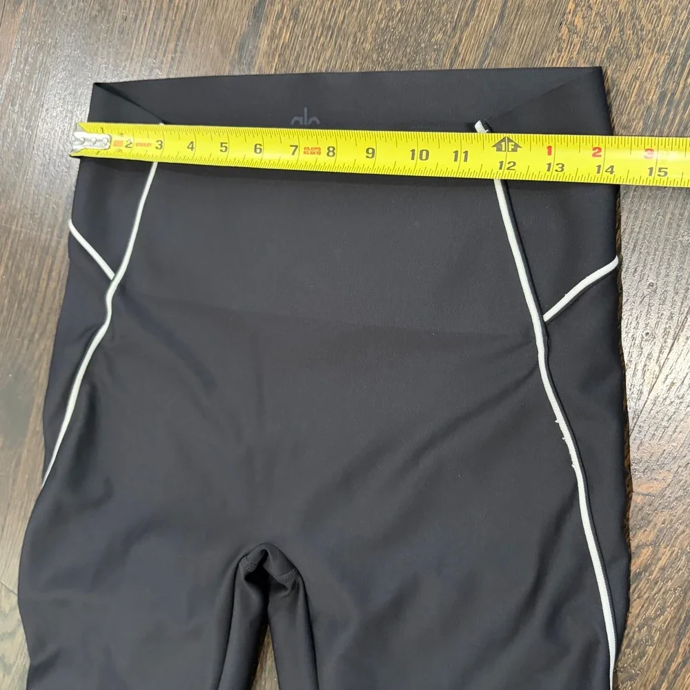 ALO Yoga good preowned